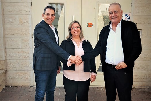 רונן עקביה, מנכל בית וגג יזמות ונדלן, גדי מכלוף, מנכל ובעלים טופ במרחבי השרון, קרן גרין, ראשת מועצת קדימה צורן, קרדיט: יח״צ 